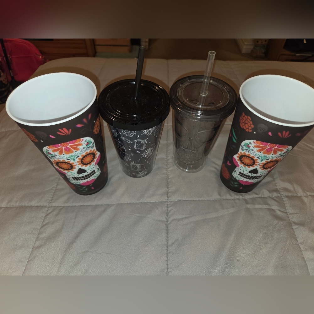 LOT OF FOUR HALLOWEEN / SKULL CUPS - NEW & UNUSED - Picture 2 of 2